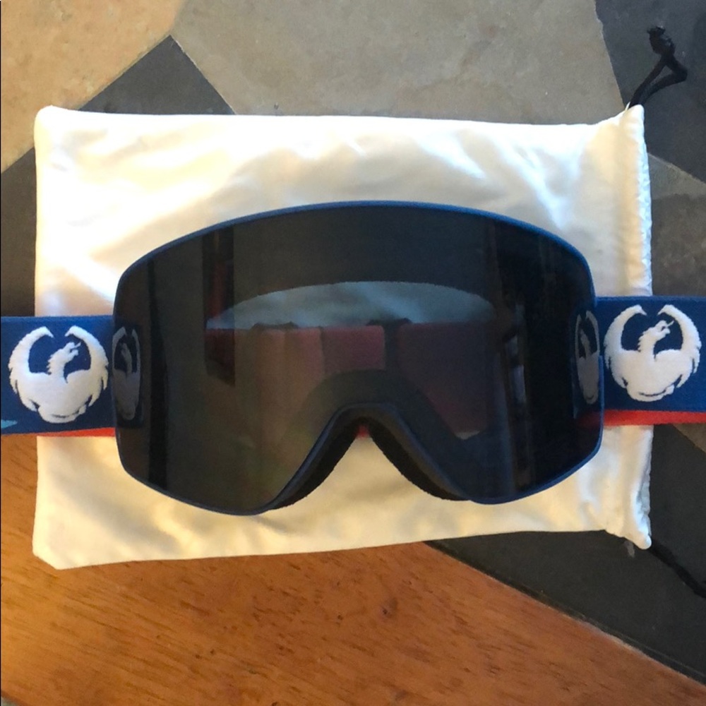 Dragon NFX2 snowboard goggles